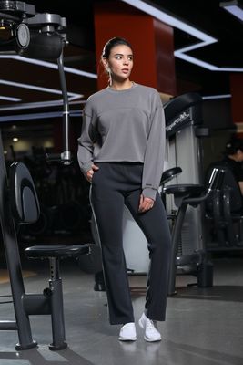 Vrouwen hoge flare broek met zakken squat proof telefoon vriendelijk ontwerp