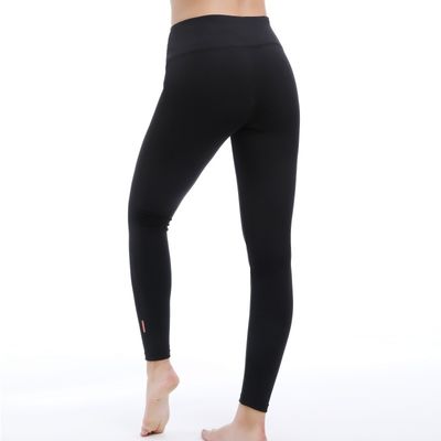 Eco-vriendelijke yoga leggings gerecycleerde materialen geurbestendige perfect voor hot yoga